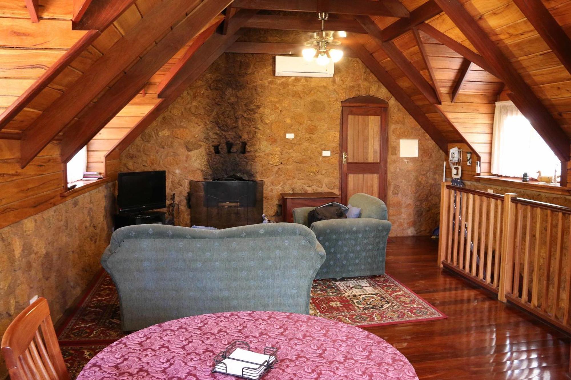 Beedelup House Cottages Pemberton Room photo